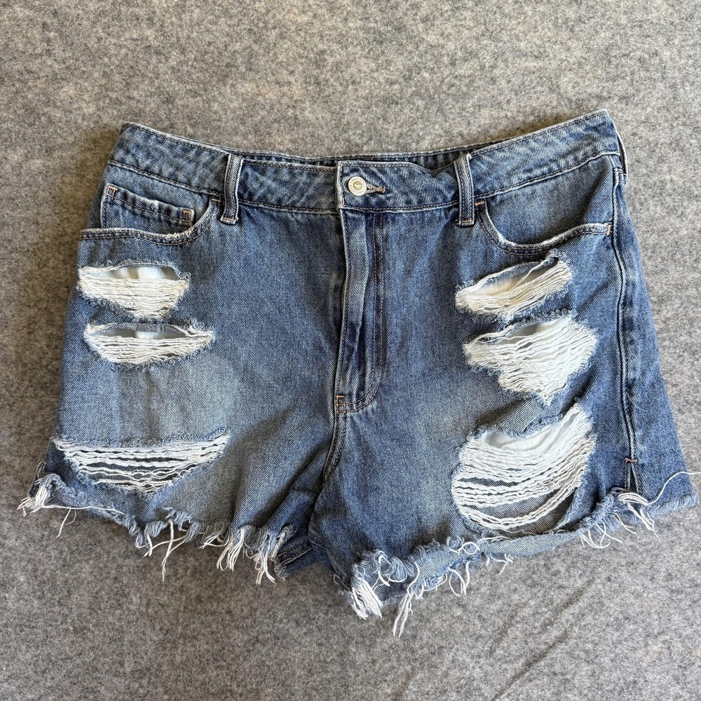 Hollister Shorts Womens 13 W31‎ Ultra High-Rise Vintage Relaxed Distressed Denim